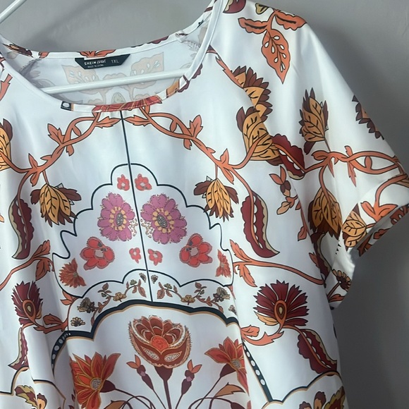 Pattern Shift Dress - Picture 2 of 7